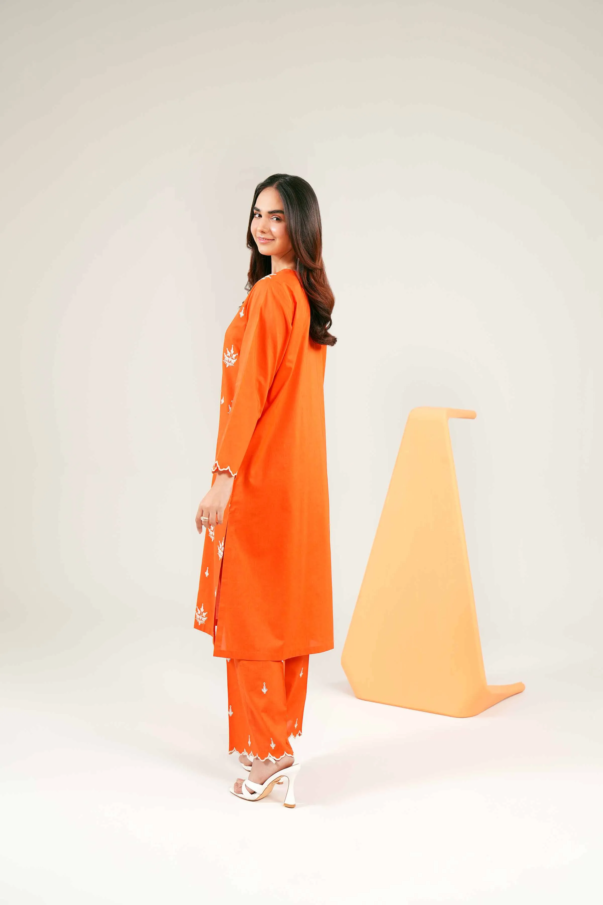 2 Piece - Embroidered Suit - PE24-60