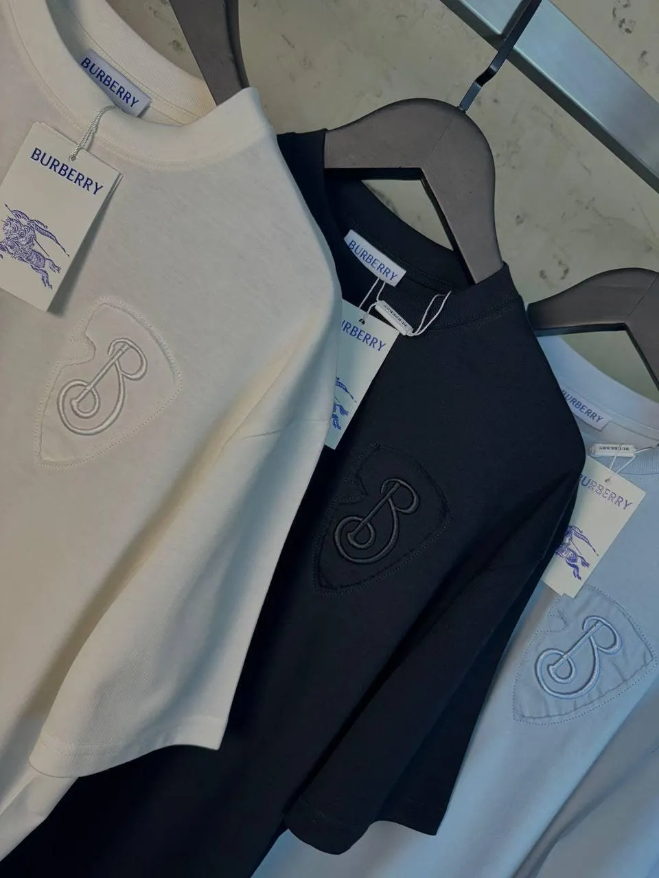 GoatLv® - Burberry T-Shirt 006