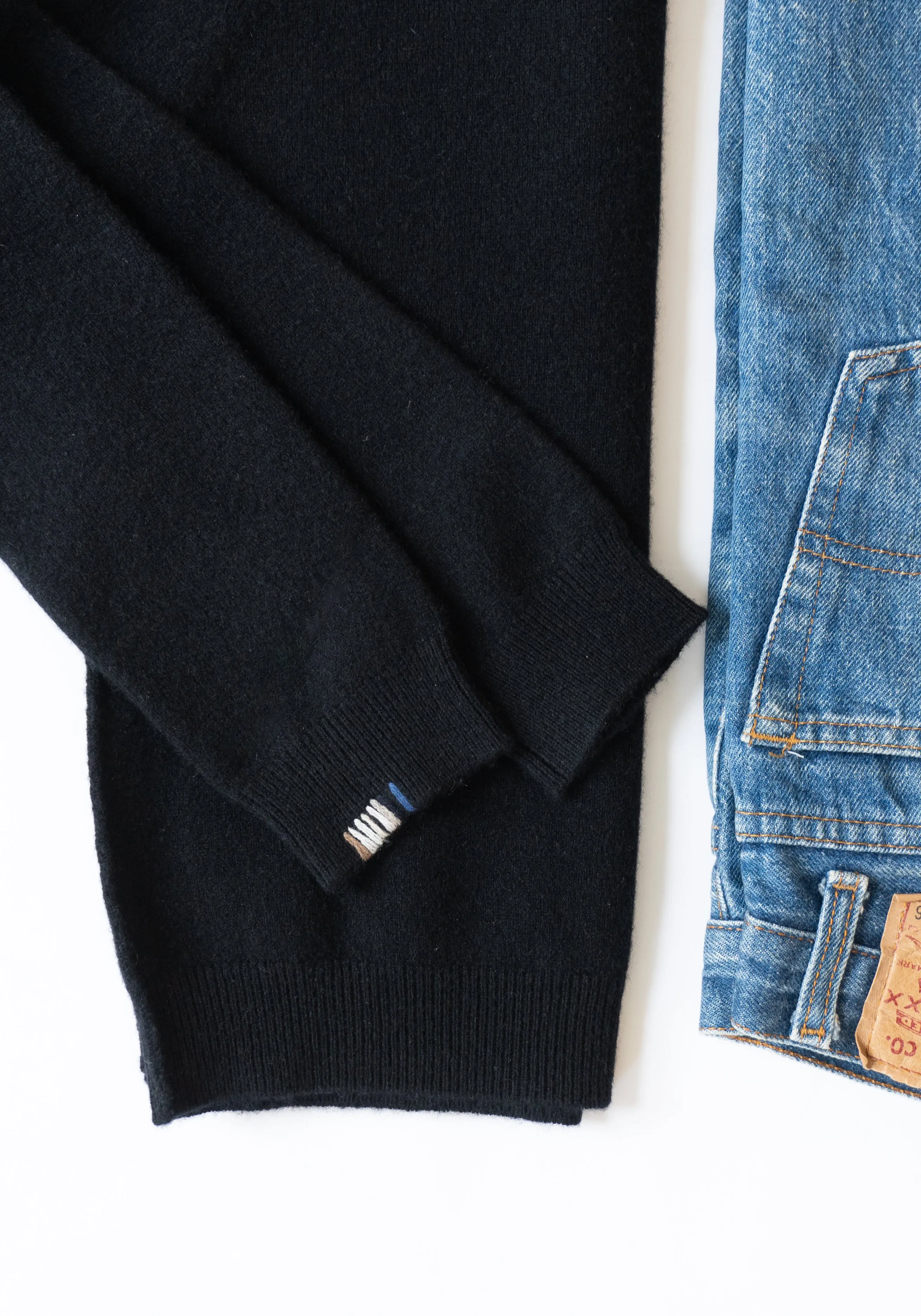 Kid Sweater in Raven