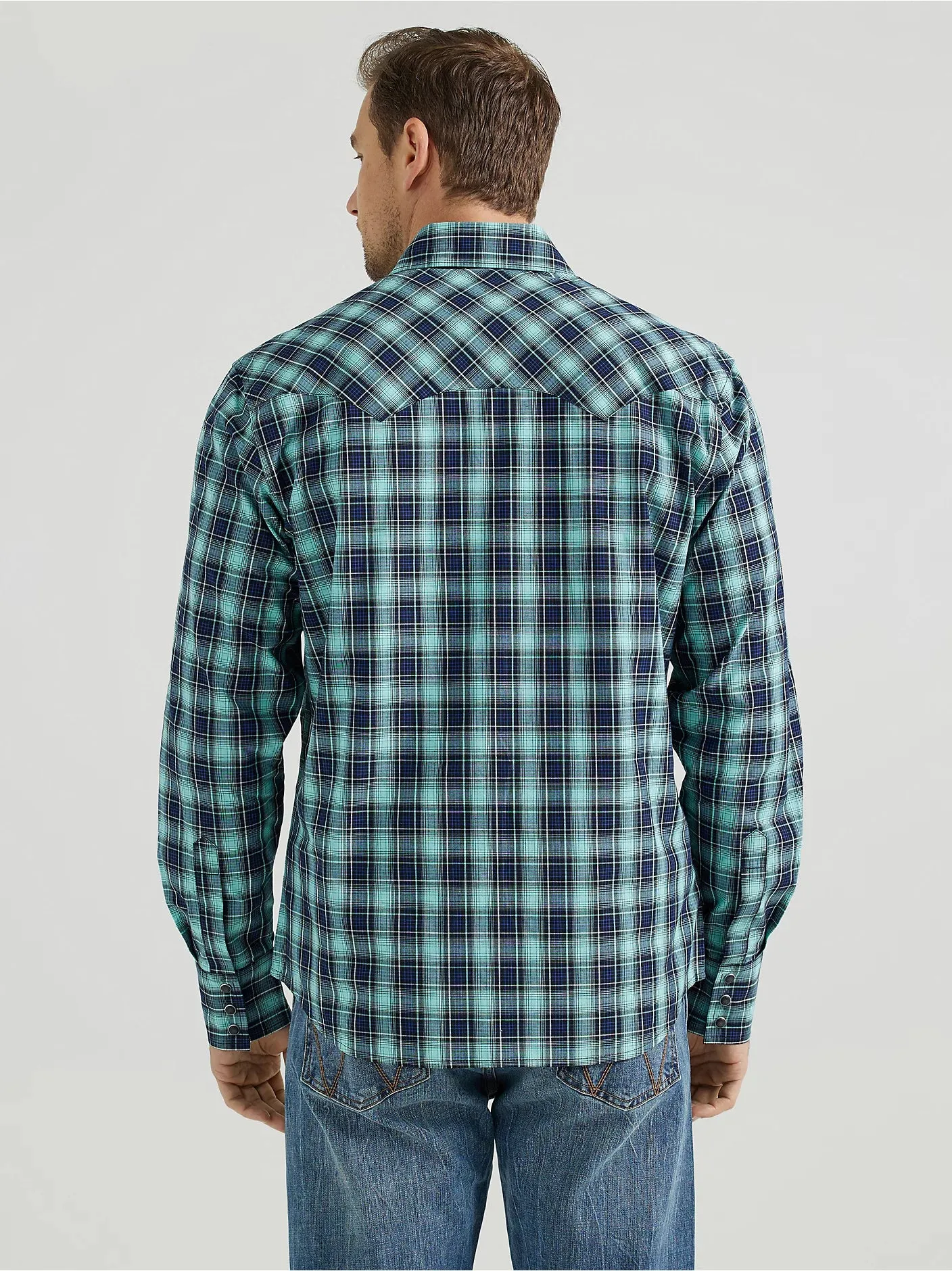Men's Wrangler Retro Teal Dream Plaid Snap Shirt