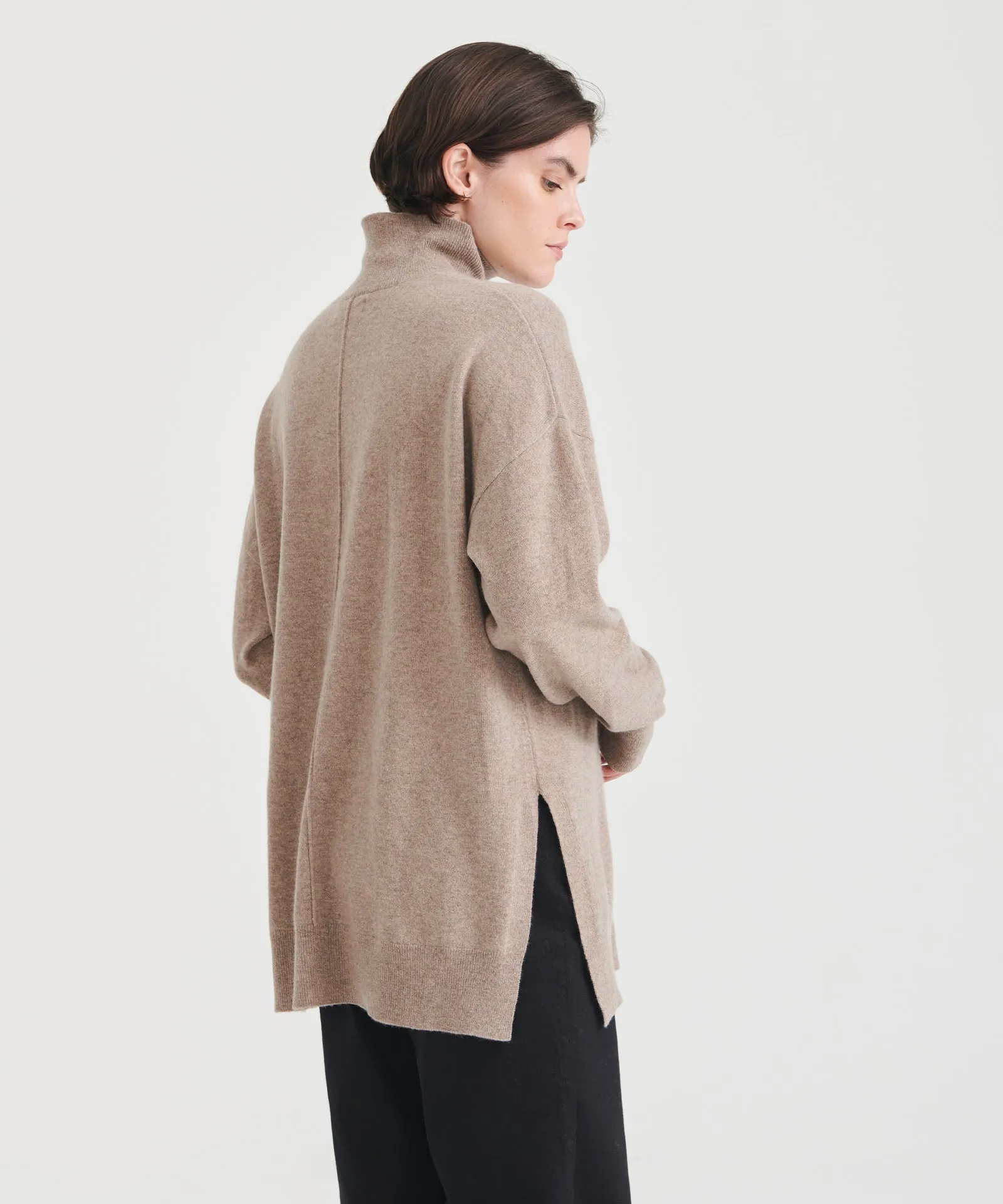 Luxuriously Soft Washable Cashmere Turtleneck Tunic for Effortless Elegance